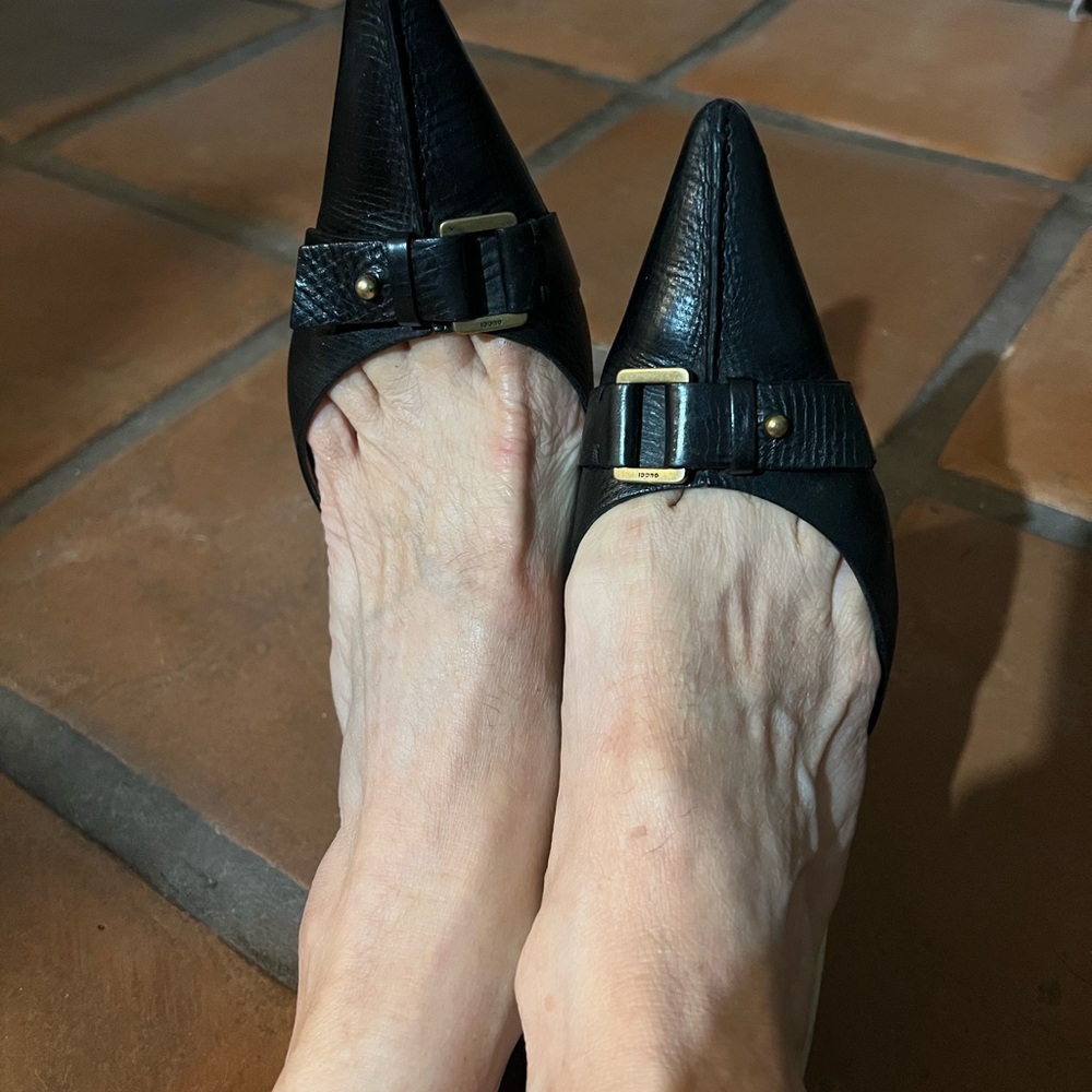 Gucci Black Leather Mules with Heels and Brass Buckle